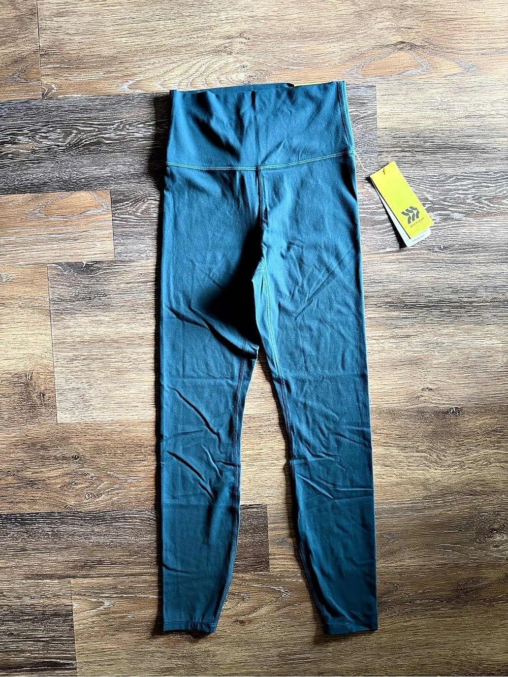 All In Motion Everyday Soft Ultra High-Rise 7/8 Leggings Blue XS